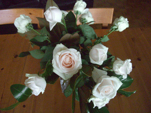 9日は20回目の結婚記念日だった。夫が素敵なバラをプレゼントしてくれた。半強制的だったかもしれないが